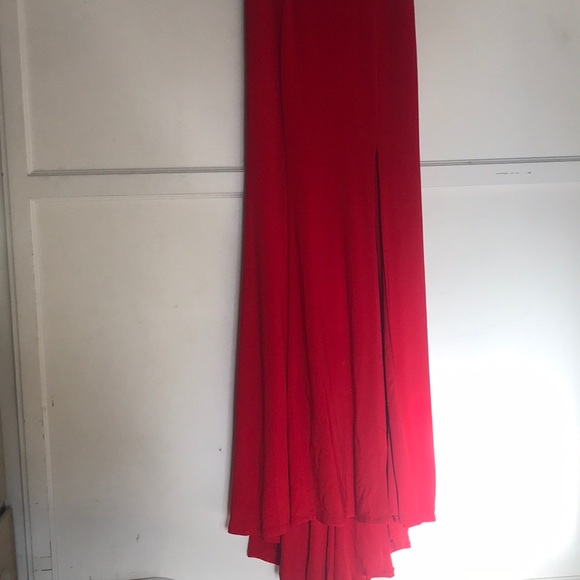 Prom dress  (red) *NEEDS TO GO* - Picture 7 of 8